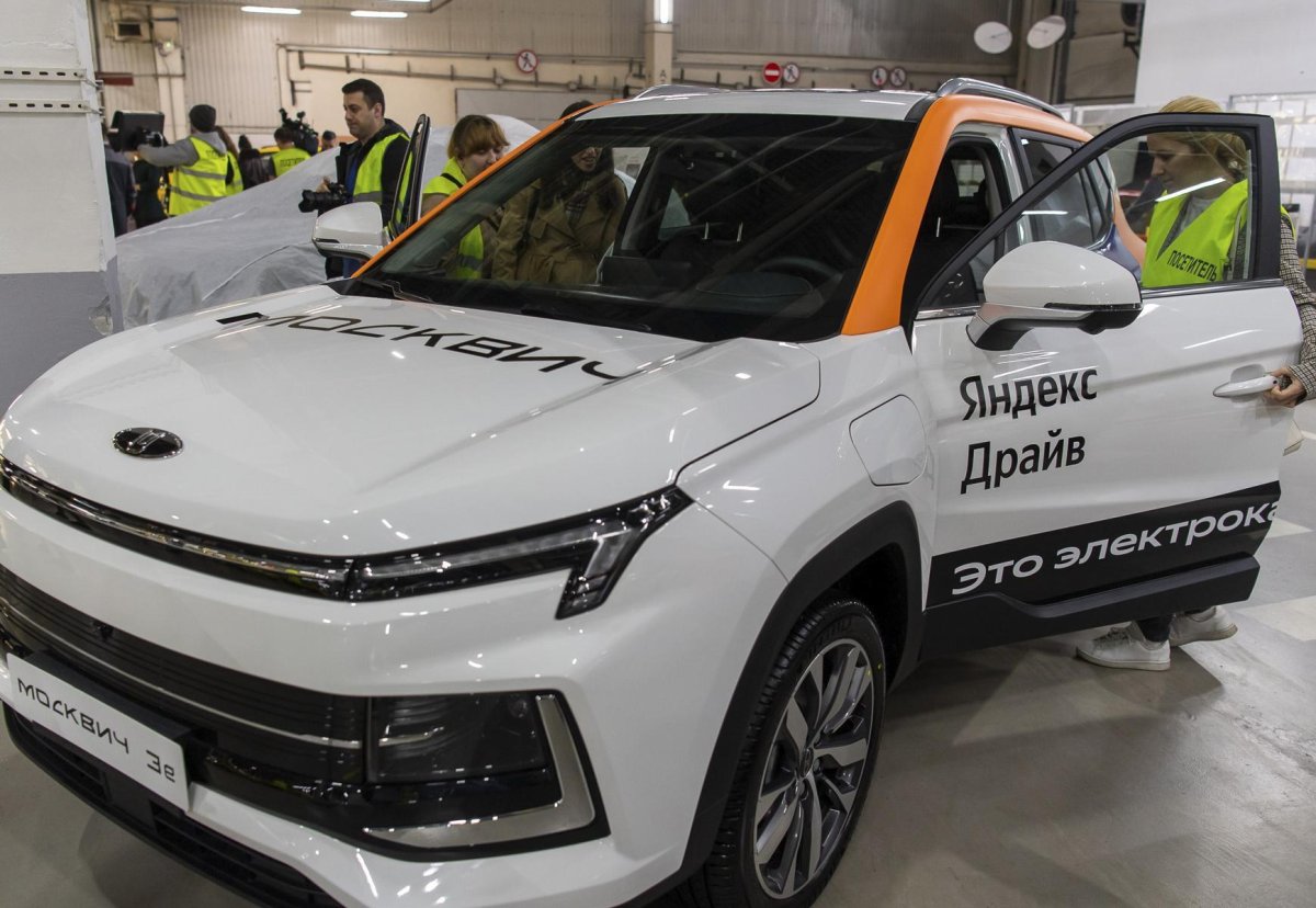 Москвич 3 каршеринг