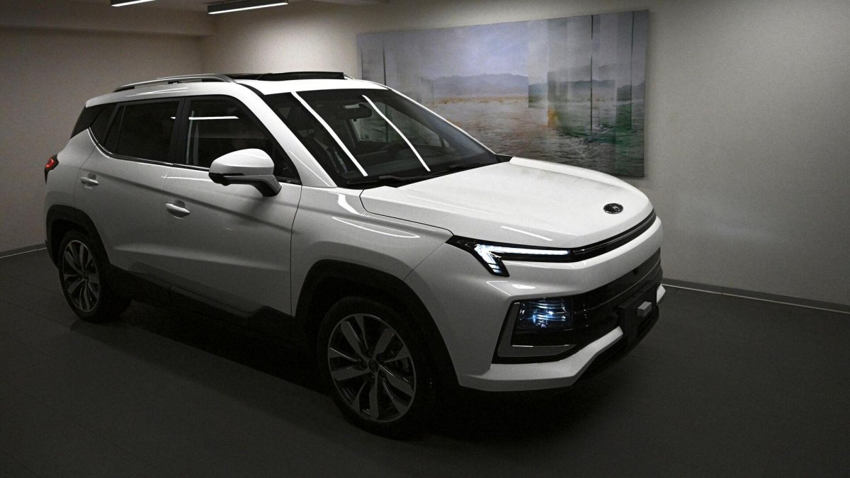 Москвич 3е 2022-2023