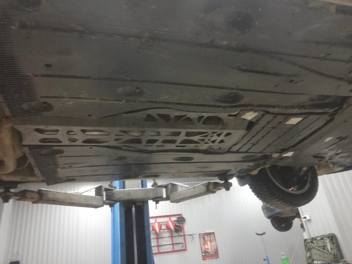 Днище Шкода Октавия а7