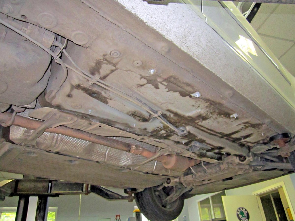 Skoda Octavia Tour днище