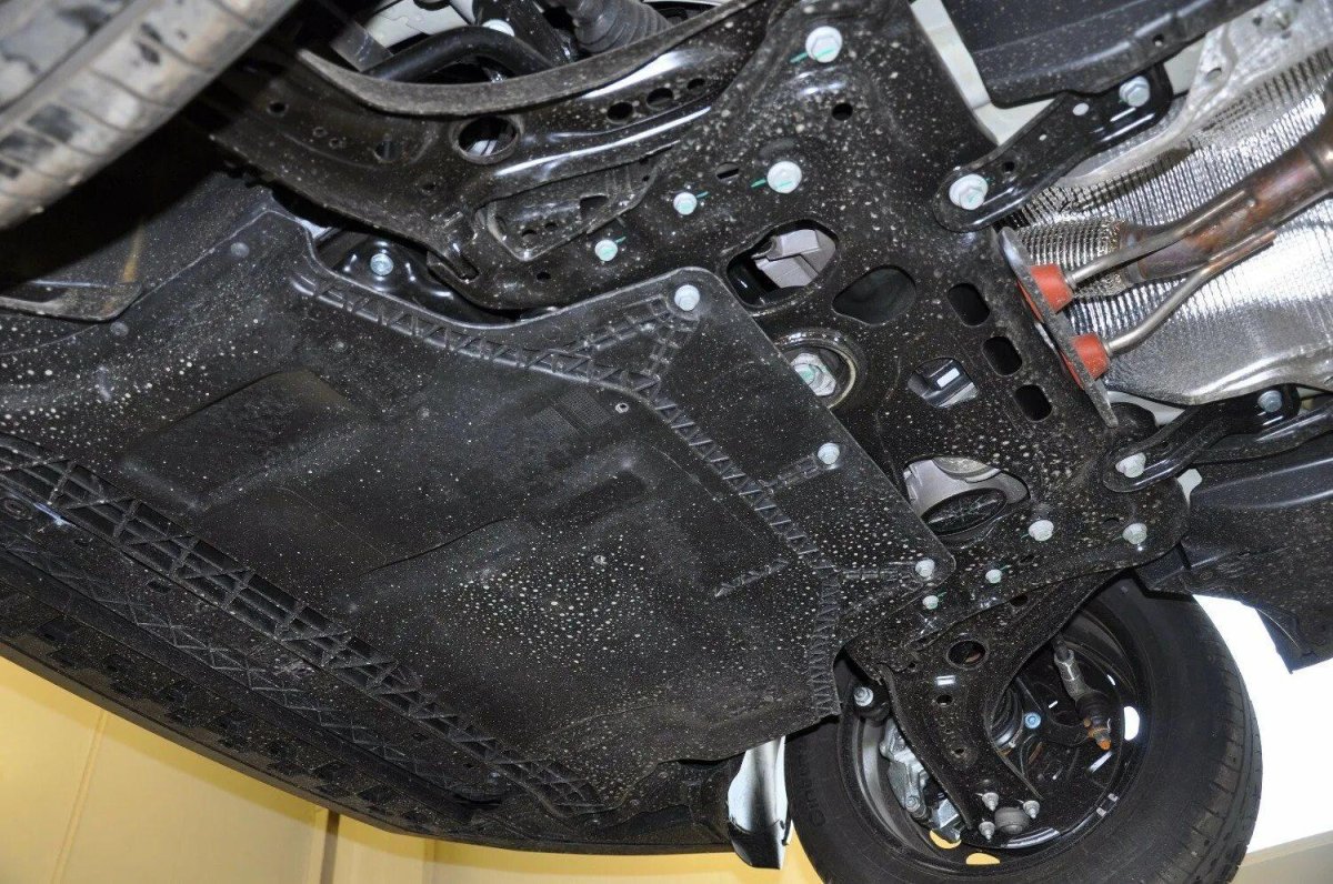 Днище Шкода Октавия а7