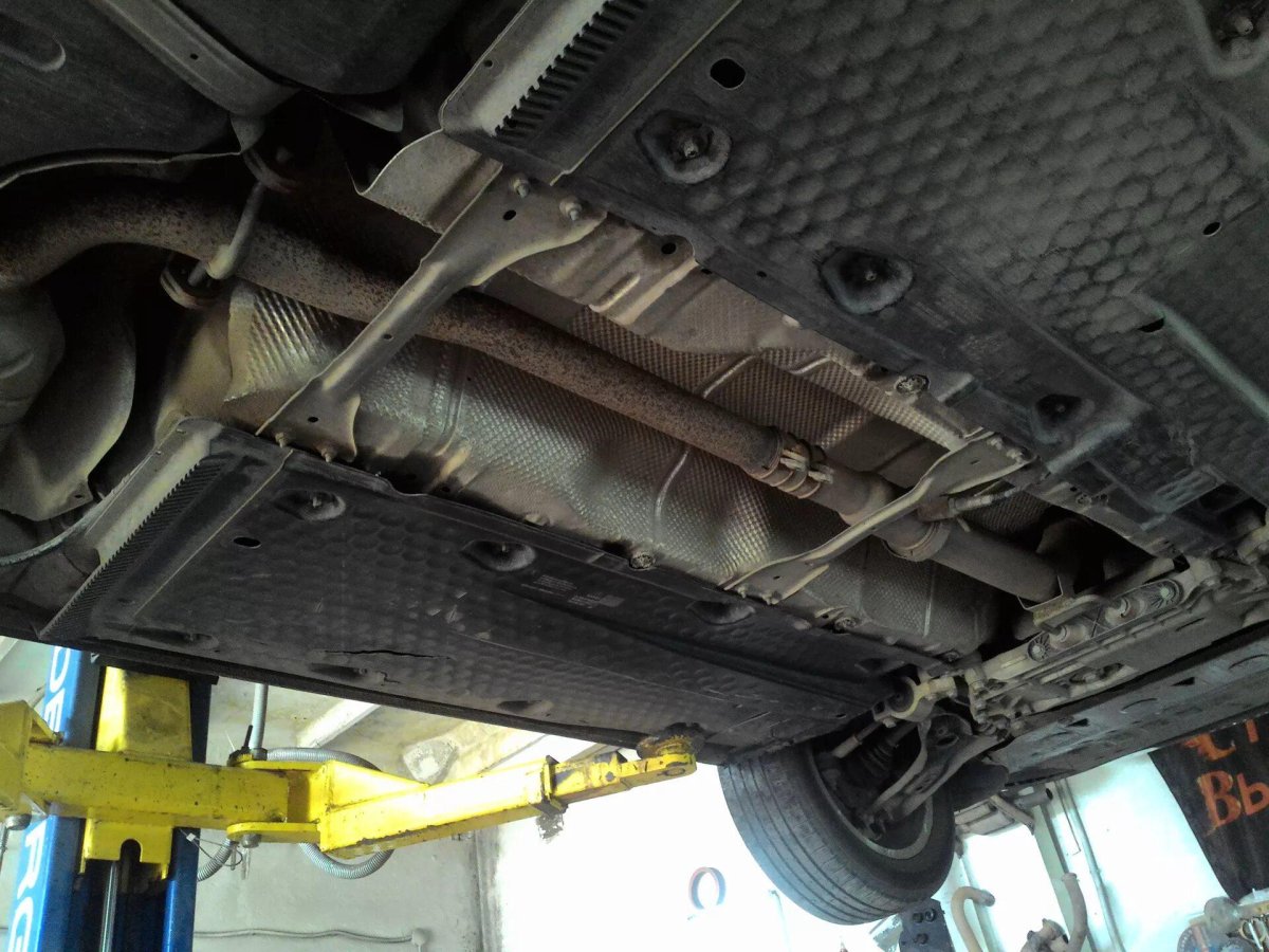 Выхлопная система Skoda Octavia a5 1.8 TSI