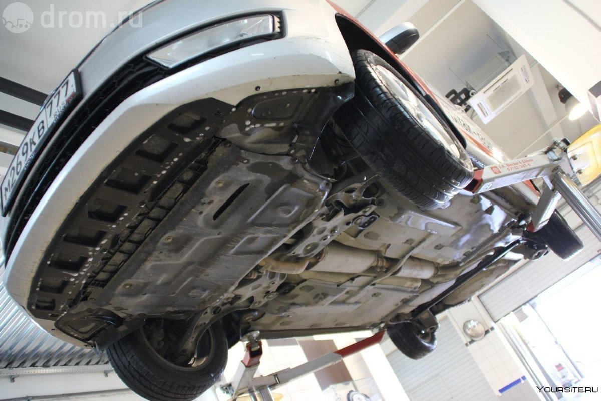 Днище Шкода Рапид 2015