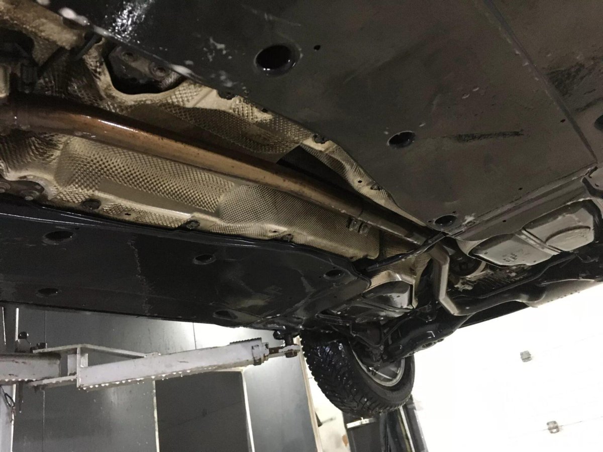 Днище Шкода Кодиак