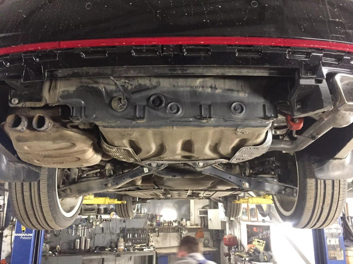 Днище Шкода Рапид