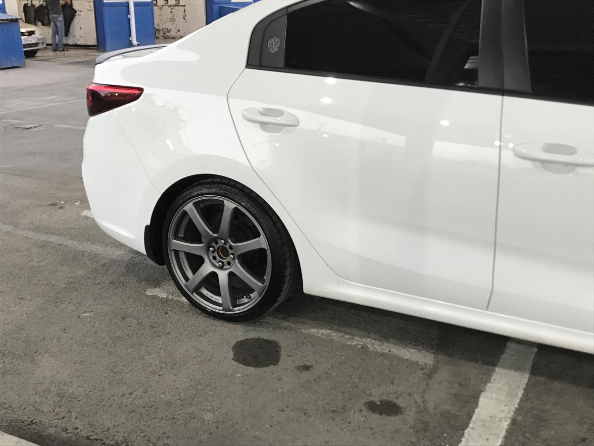 Kia Rio 4 на 18 дисках