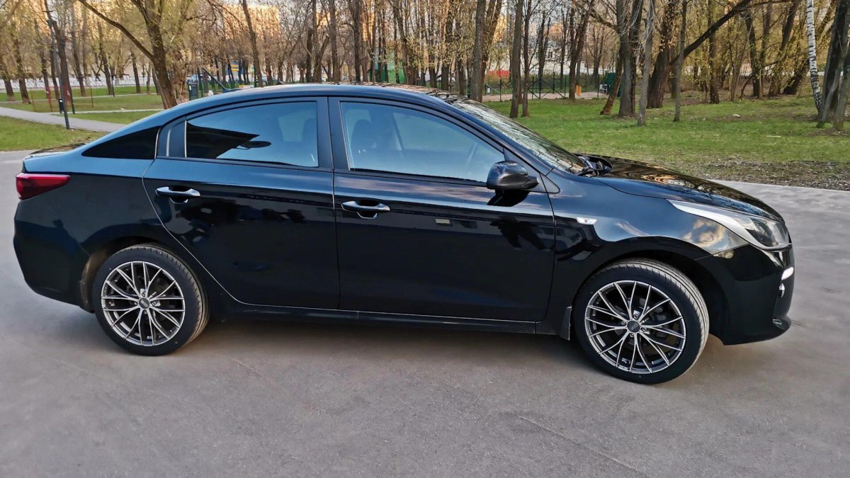 Kia Rio 4 диски черная r17