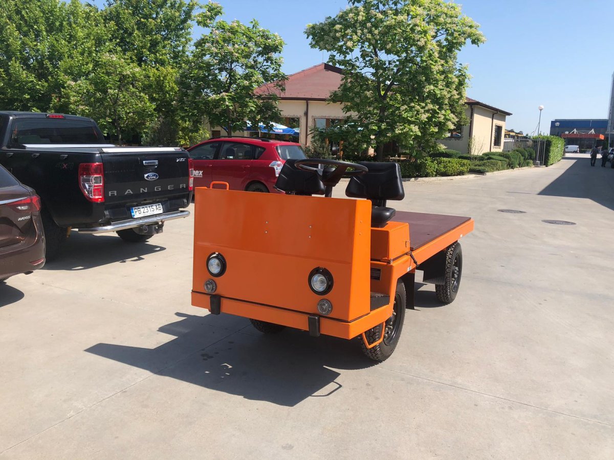 Платформенная электротележка еп 006