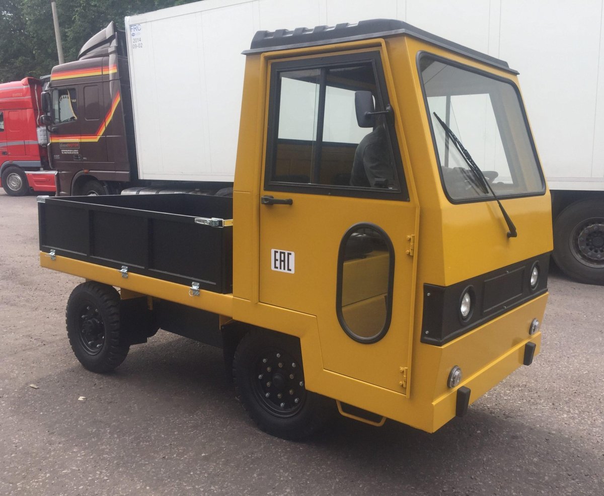 Платформенная электротележка Balkancar еп 011