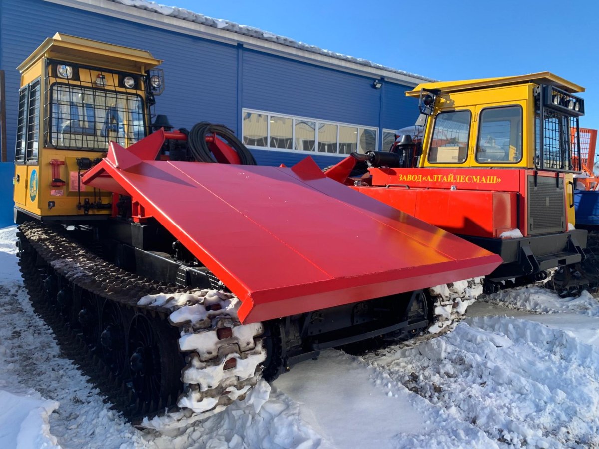 Трактор трелевочный мтч-4