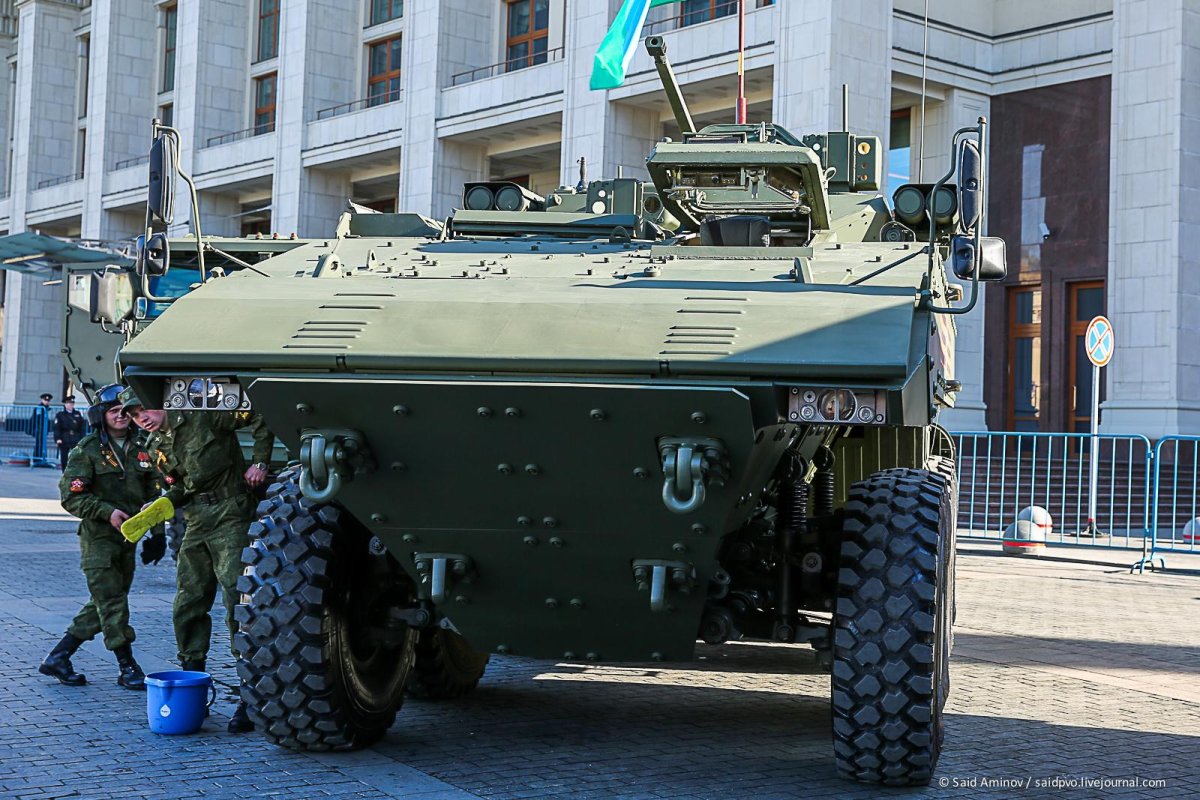 БМП-К К-17 ВПК-7829 Бумеранг