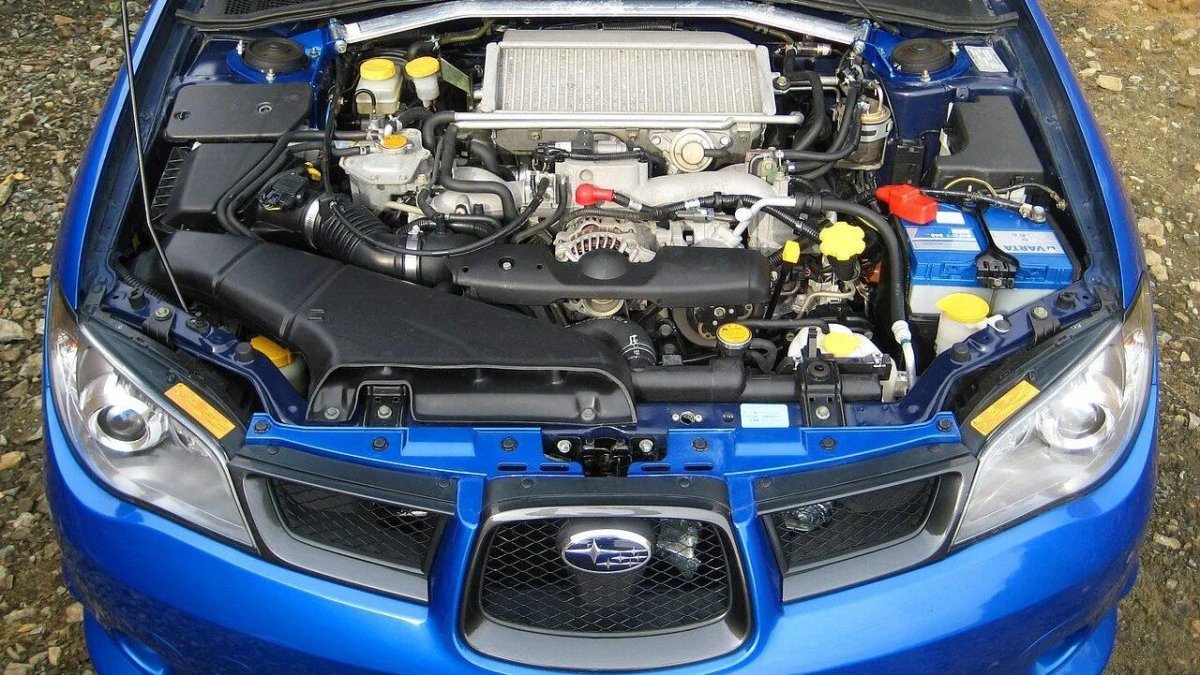 Subaru Impreza WRX STI 2006 под капотом