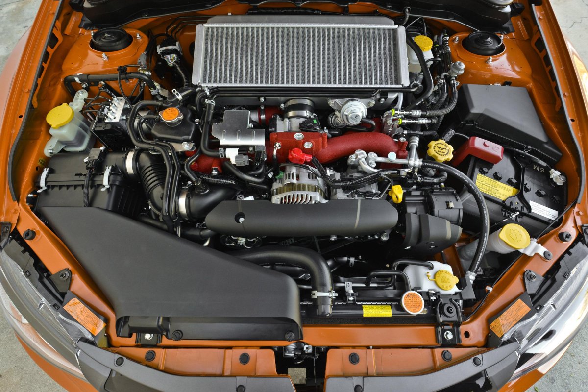 Субару Импреза WRX STI мотор