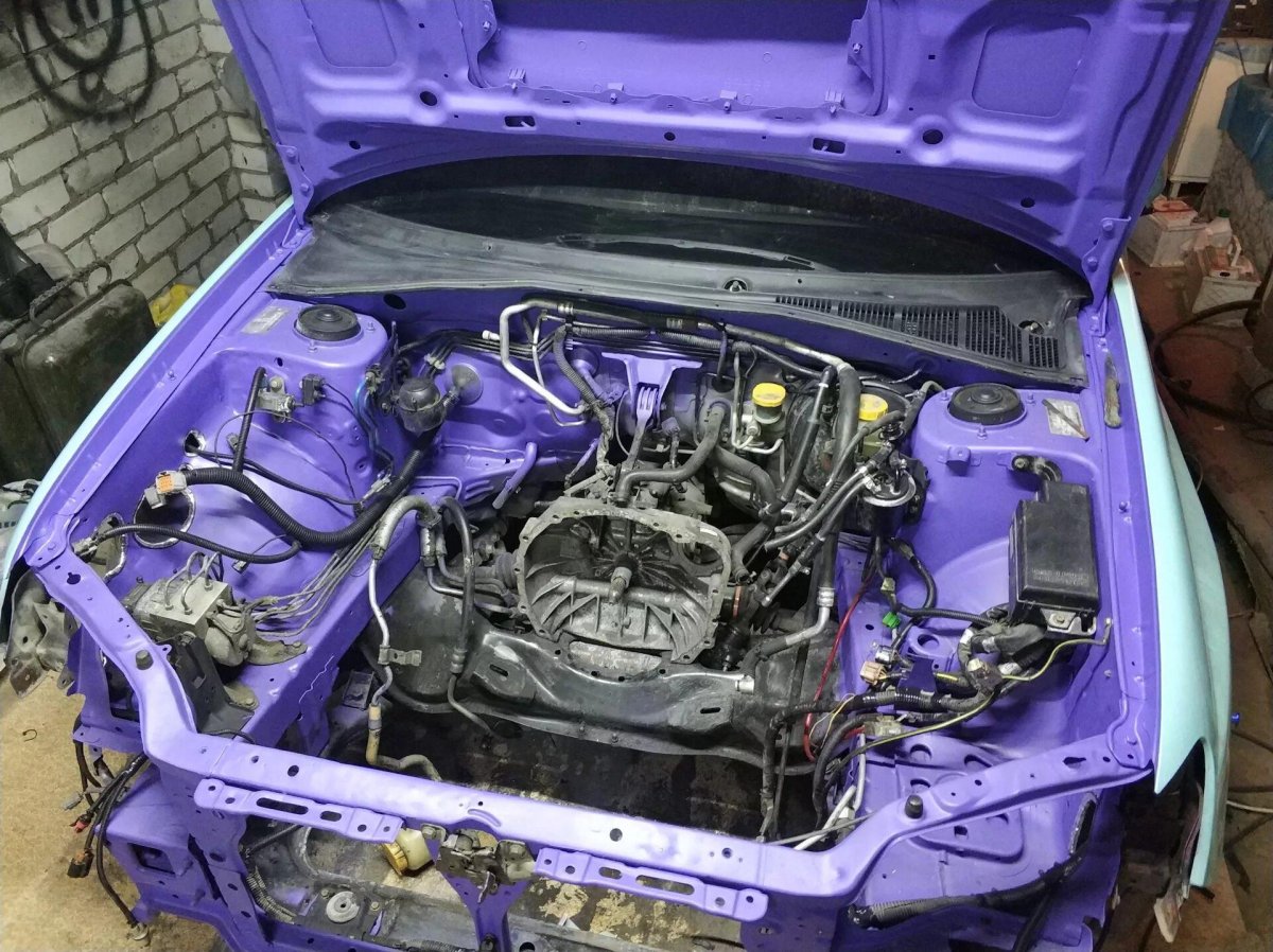 Подкапотка Субару Импреза