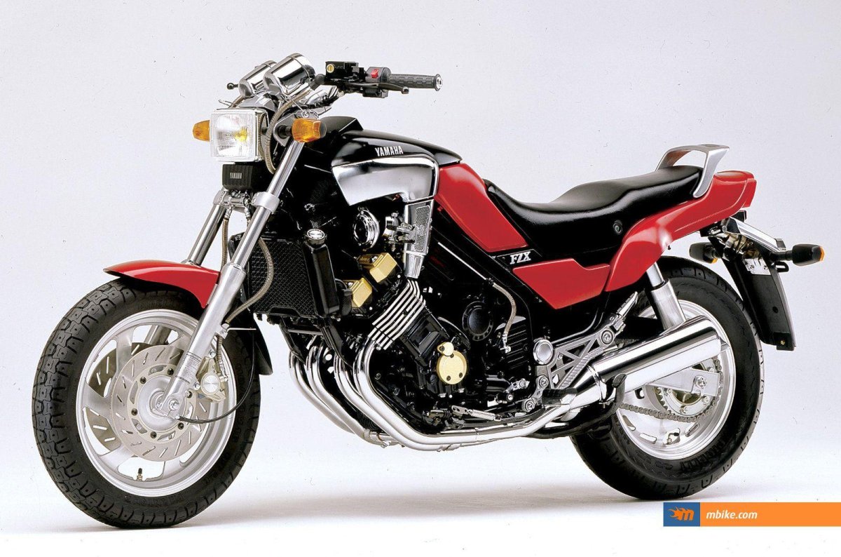 Yamaha FZX 750