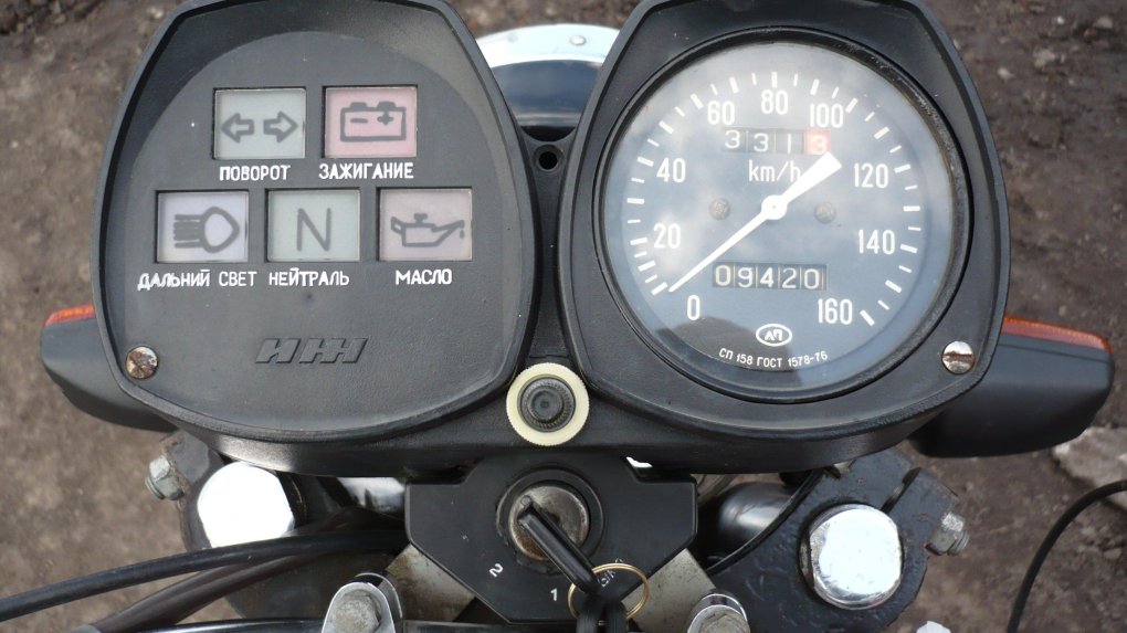 Щиток приборов ИЖ Планета 5