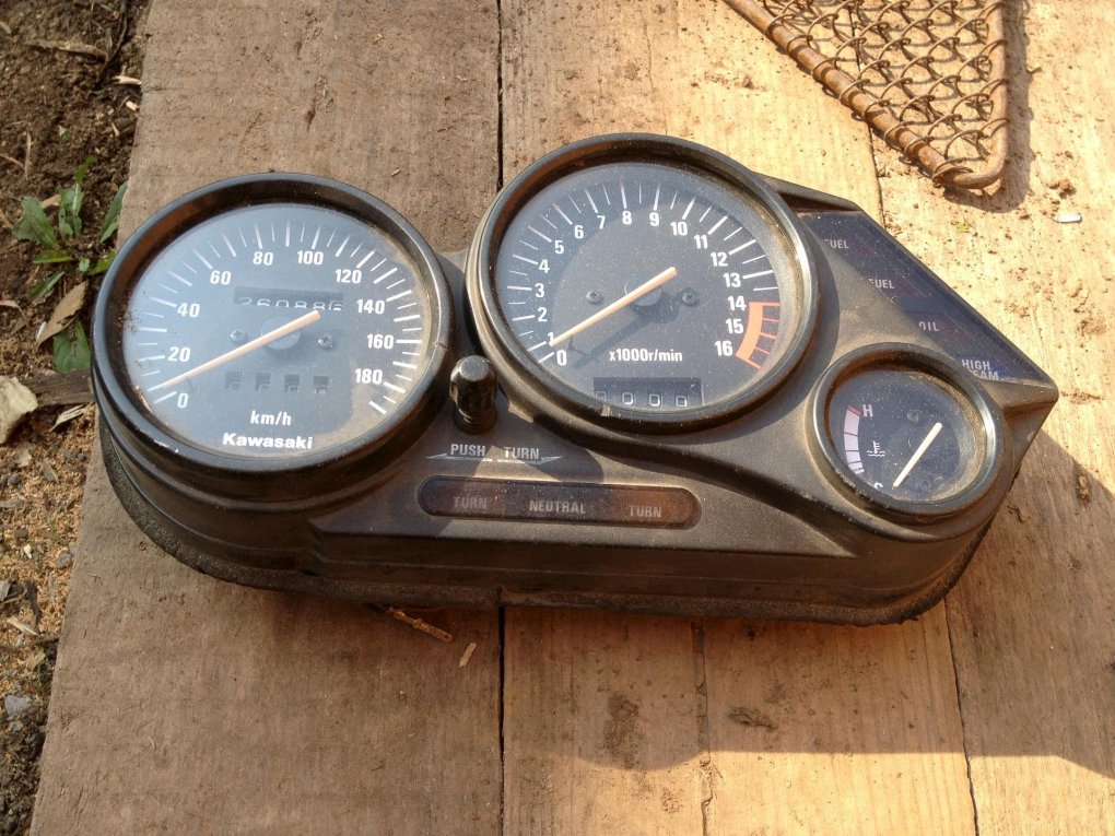 Приборная панель ИЖ Планета 4