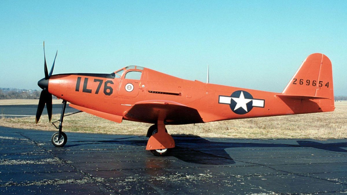 Самолет Кингкобра