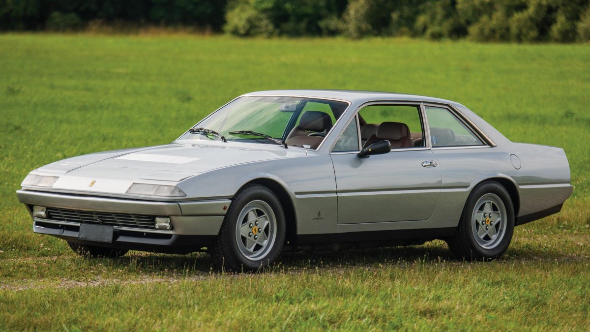 Ferrari 412i