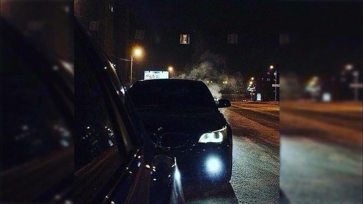 БМВ е60 в темноте
