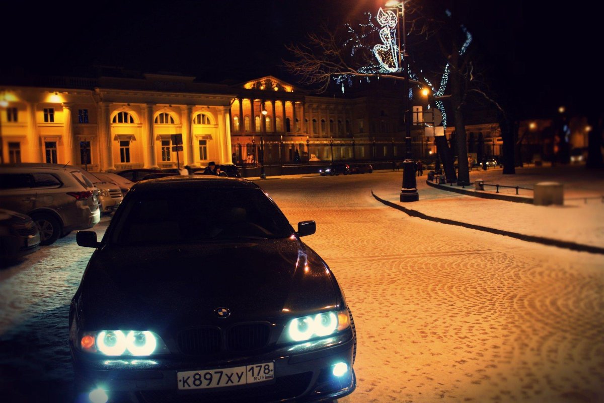 BMW e39 ночью