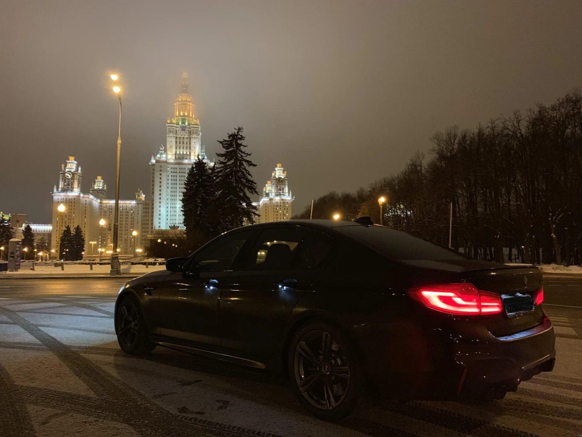BMW m5 Москва