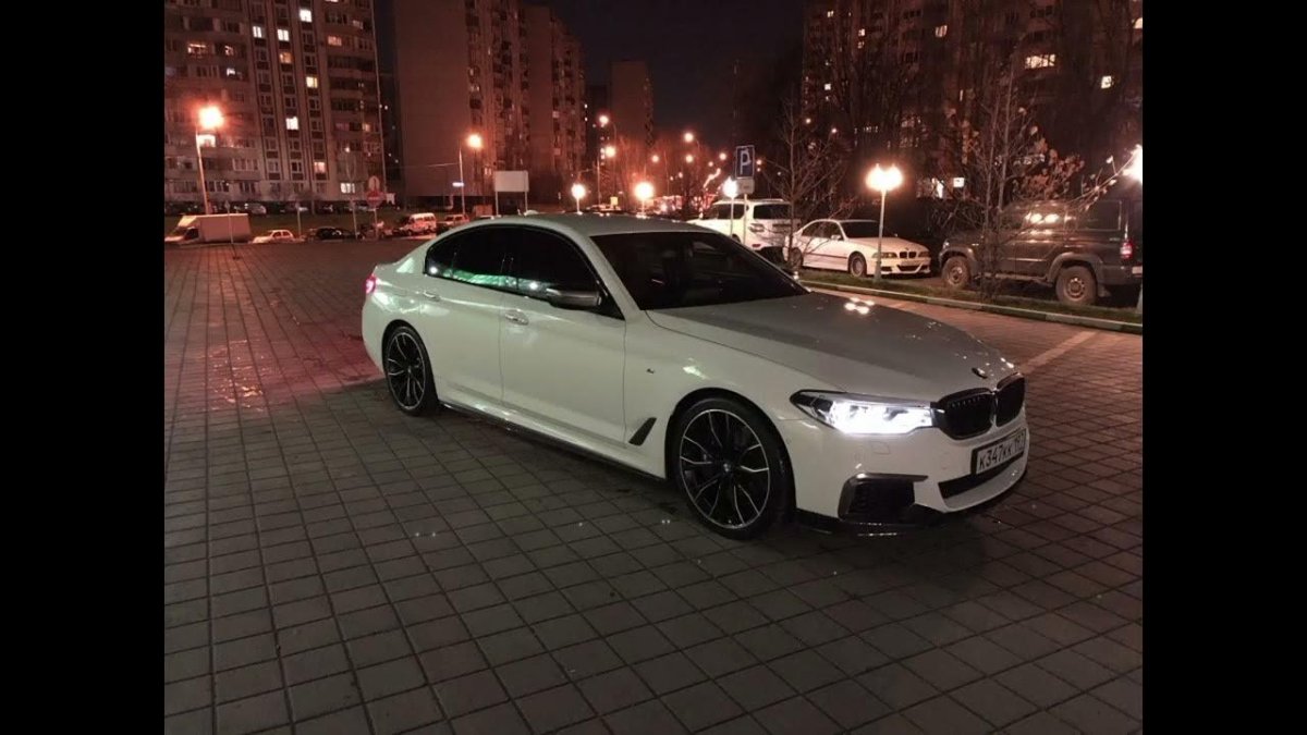 БМВ м5 белая