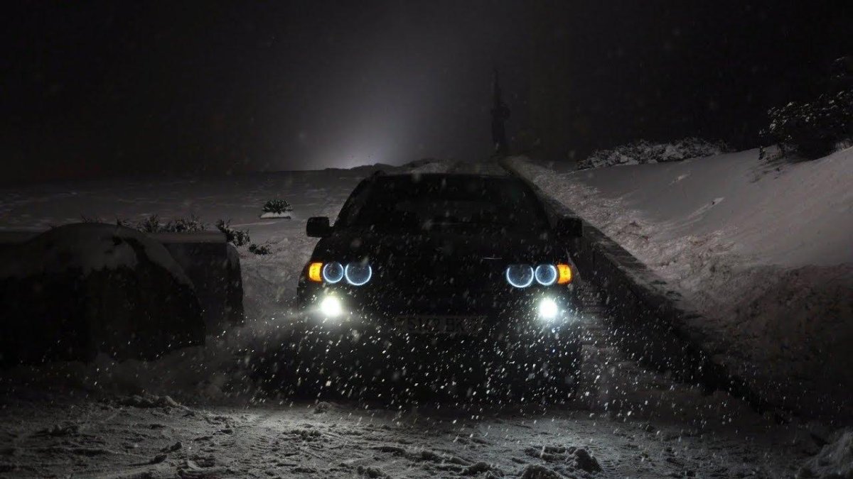 БМВ е53 зима дрифт