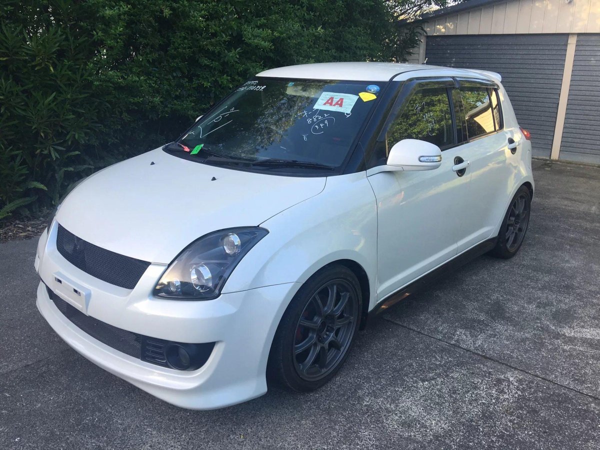 Сузуки Свифт 2008