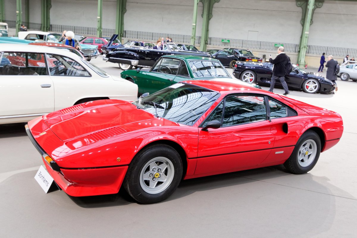 Феррари 208 GTB