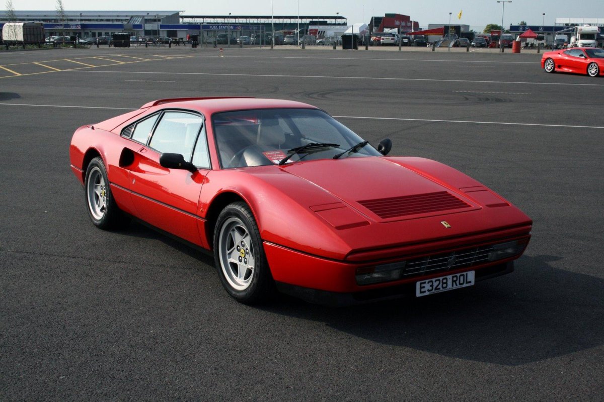 Феррари 328 GTB