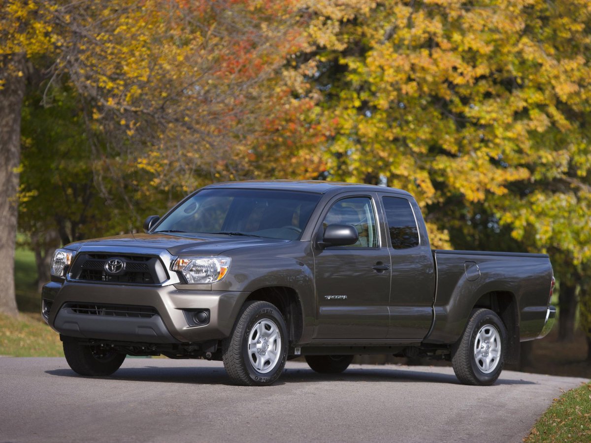Toyota Tacoma 2