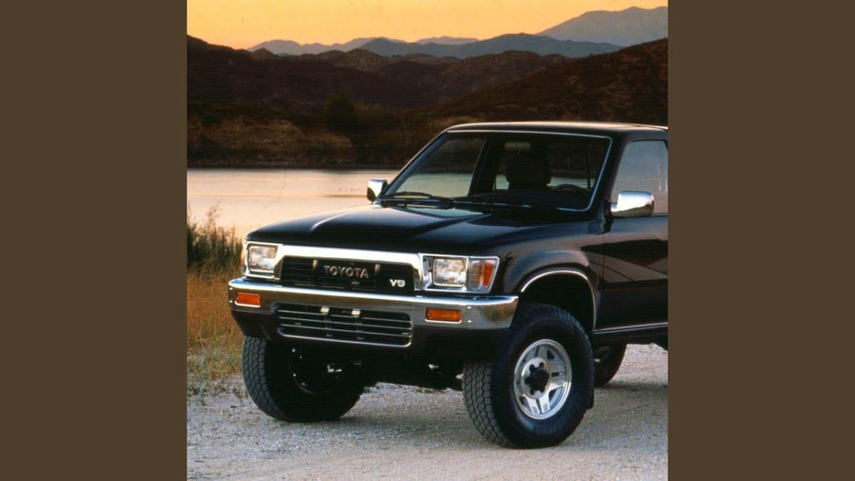 Toyota Hilux 5 поколение