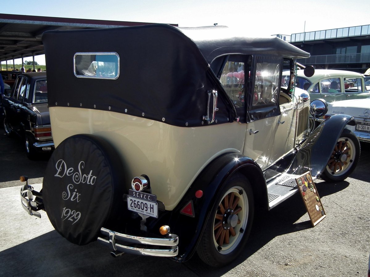 De Soto автомобиль 1929