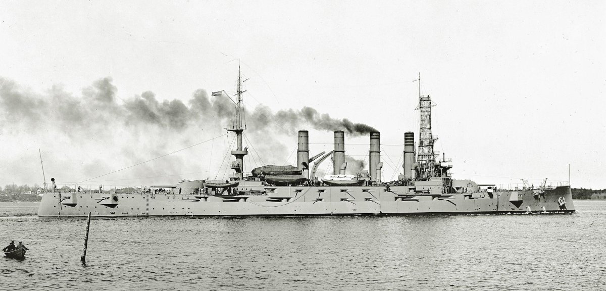 Вальдек Руссо броненосный крейсер