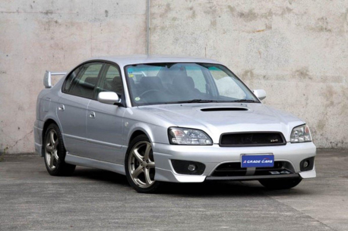 Субару Legacy b4