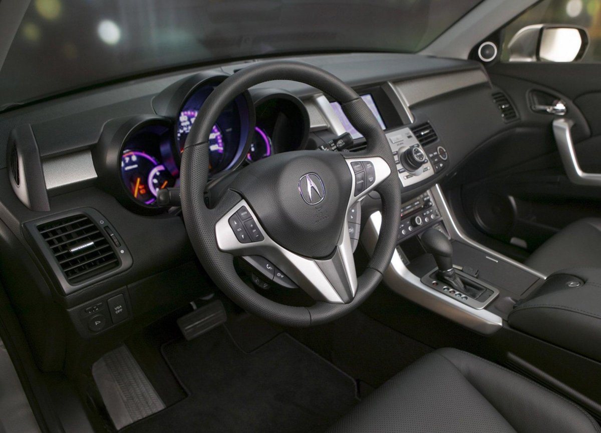 Акура РДХ салон