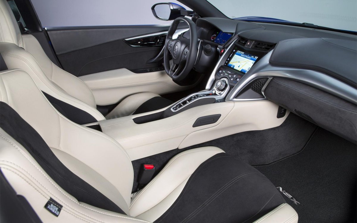 Acura NSX 2017 салон