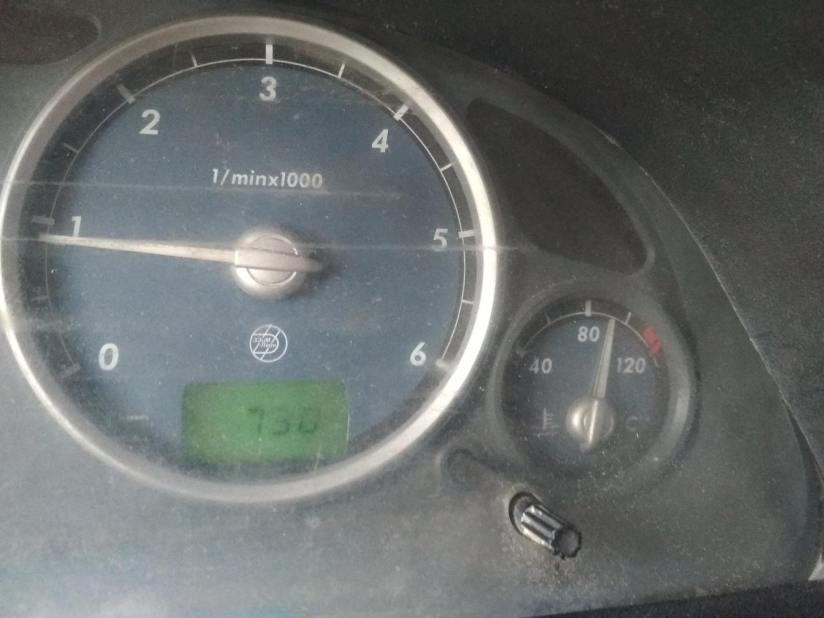 ПАЗ 32 051 приборная панель