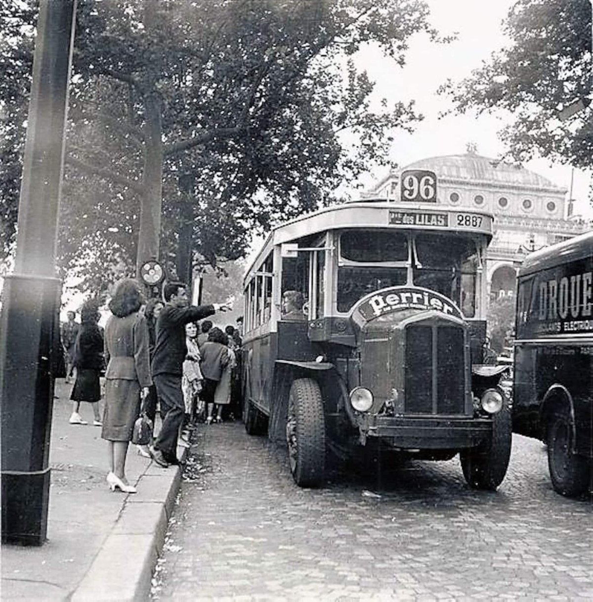 Ретро автобус