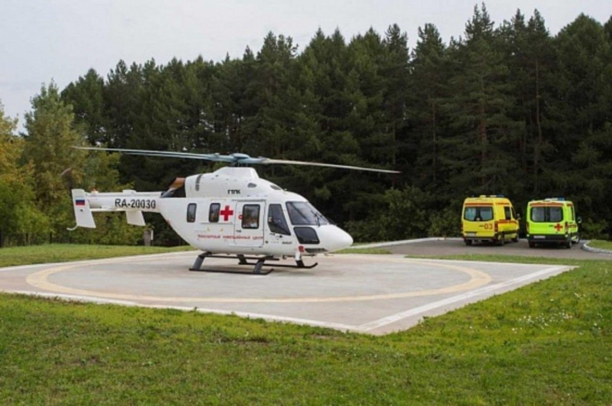 Санитарный вертолет Ансат