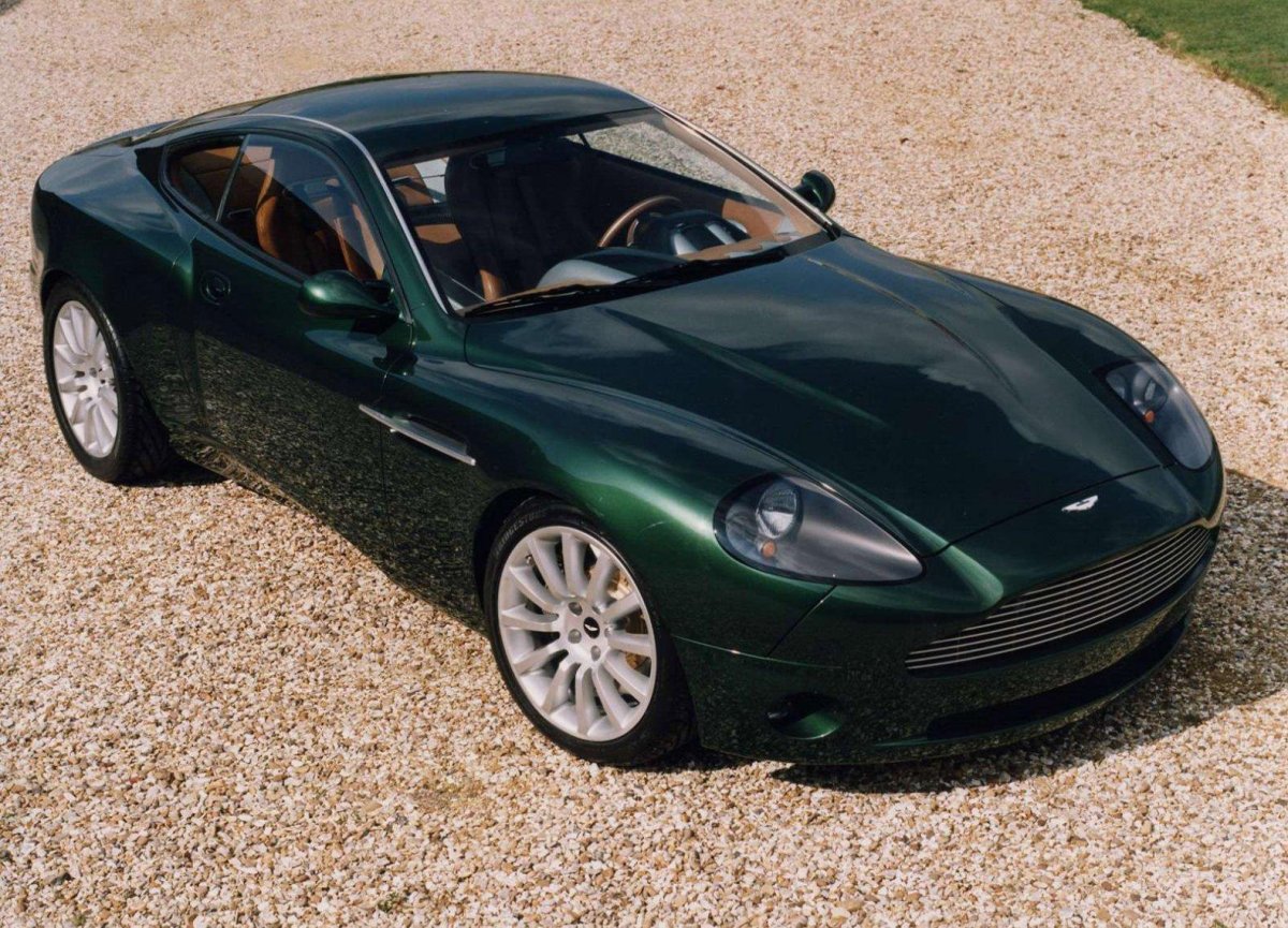 Астон Мартин 1998