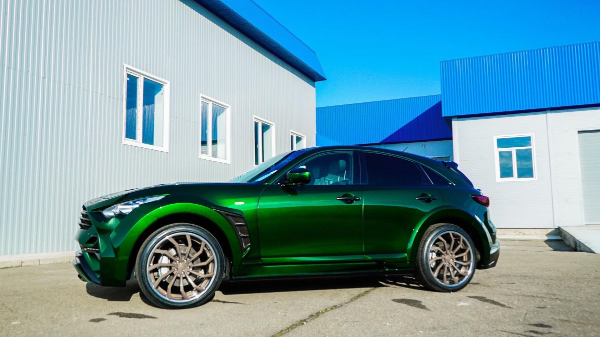 Инфинити fx35 зеленый