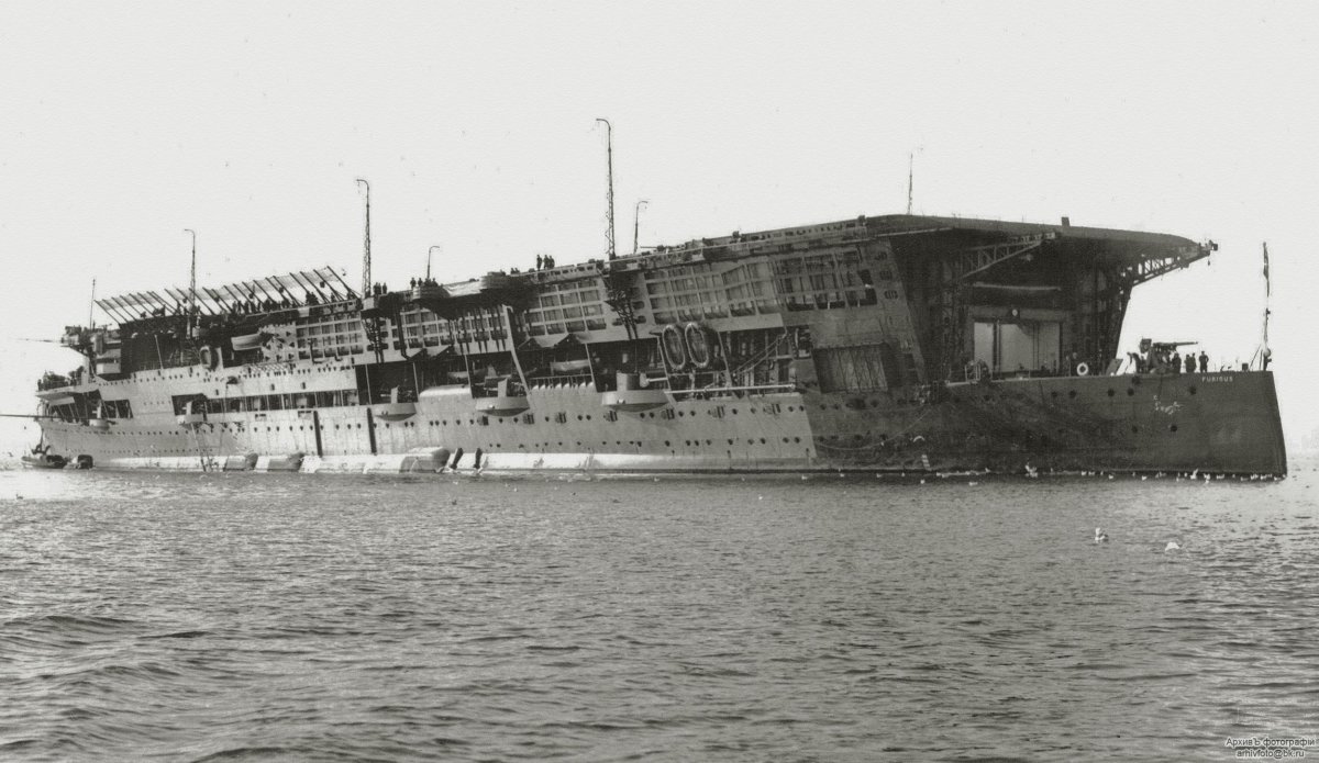 Авианосец Фьюриес