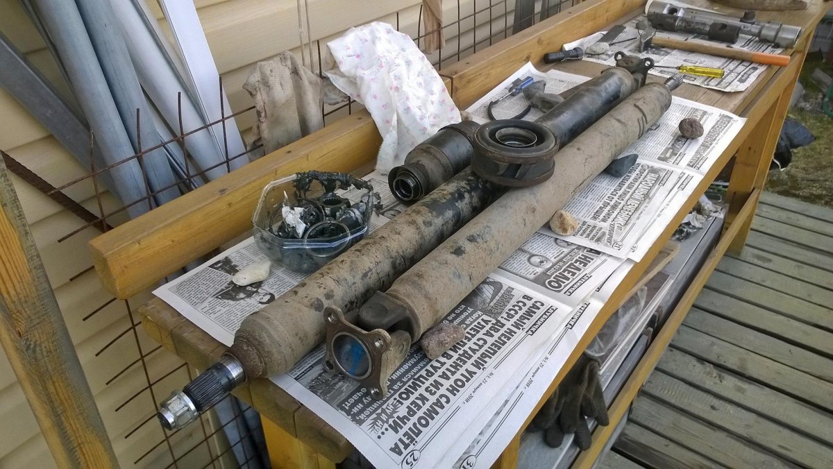 Карданный вал Nissan x-Trail t31