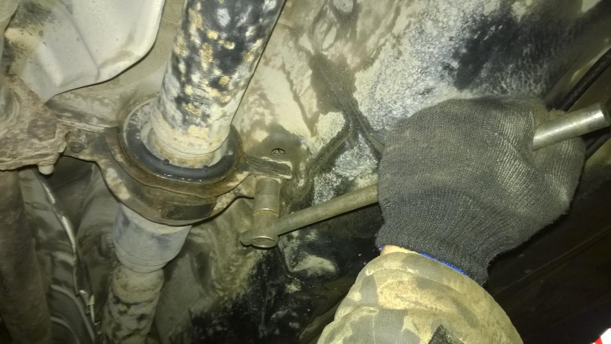 Подвесной кардана Nissan x-Trail t31