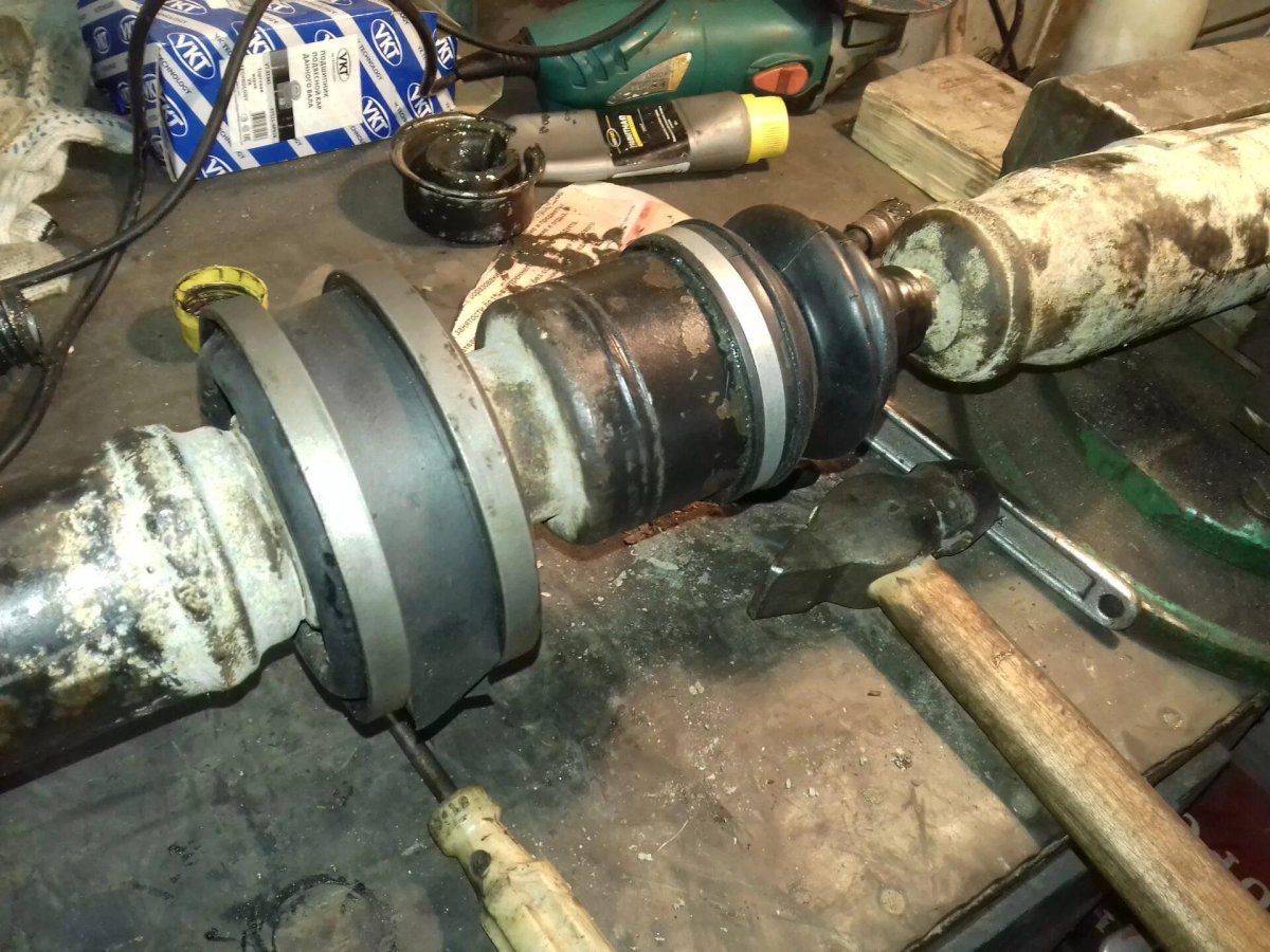 Подшипник карданного вала Ниссан х Трейл т31