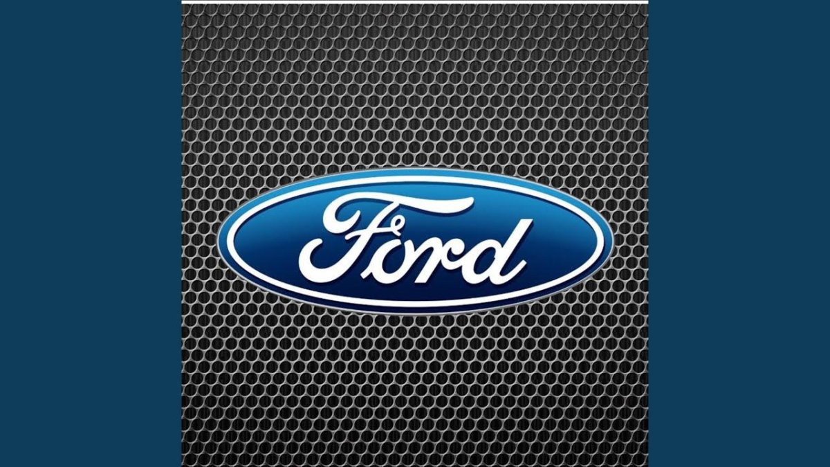 Куга 1 надпись