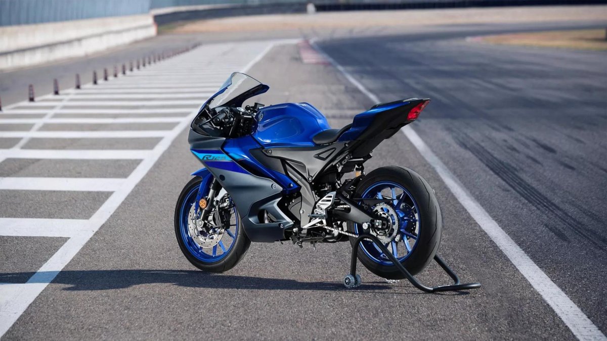2023 Yamaha r125