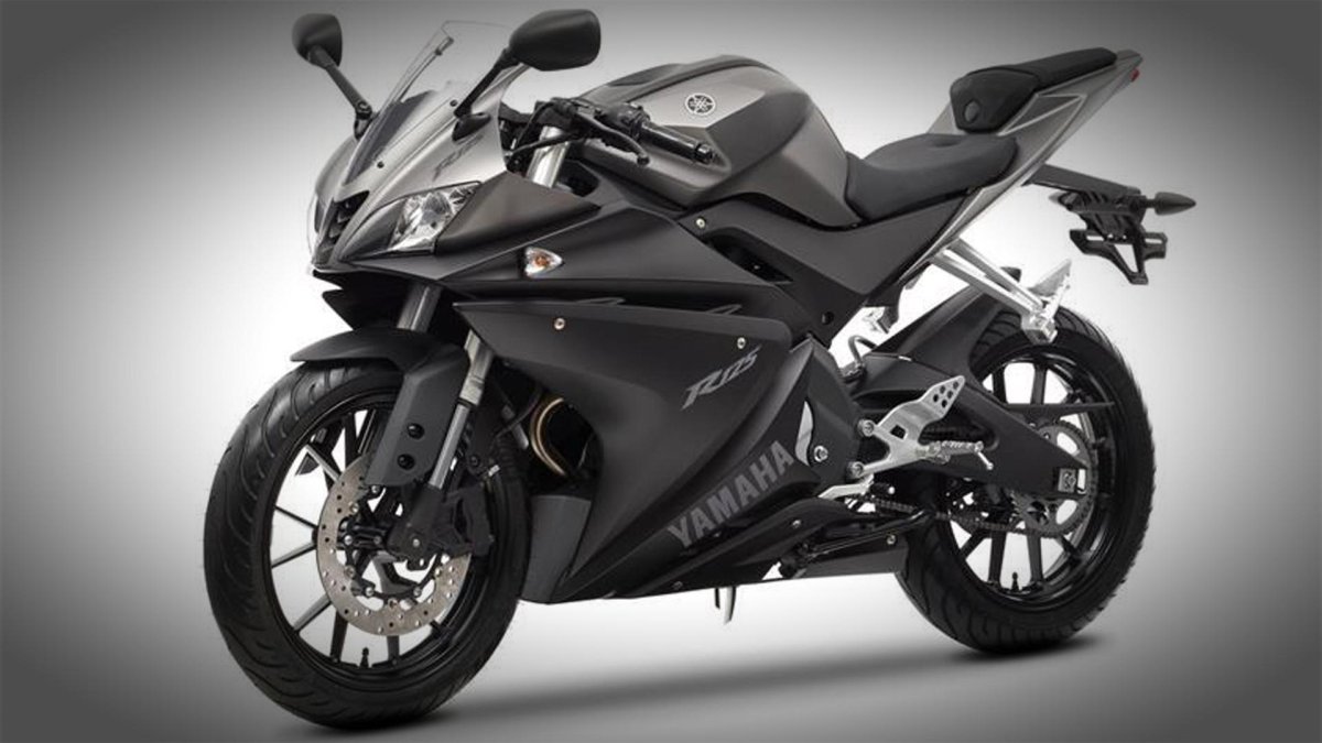 Yamaha YZF r125 Black